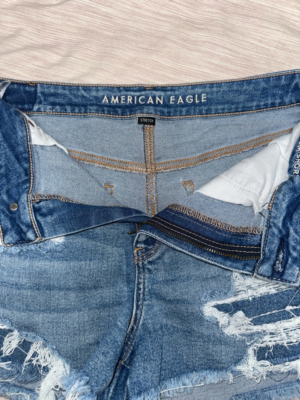 AMERICAN EAGLE Denim Distressed High-Rise Women’s Shorts - Blue - Picture 3 of 5